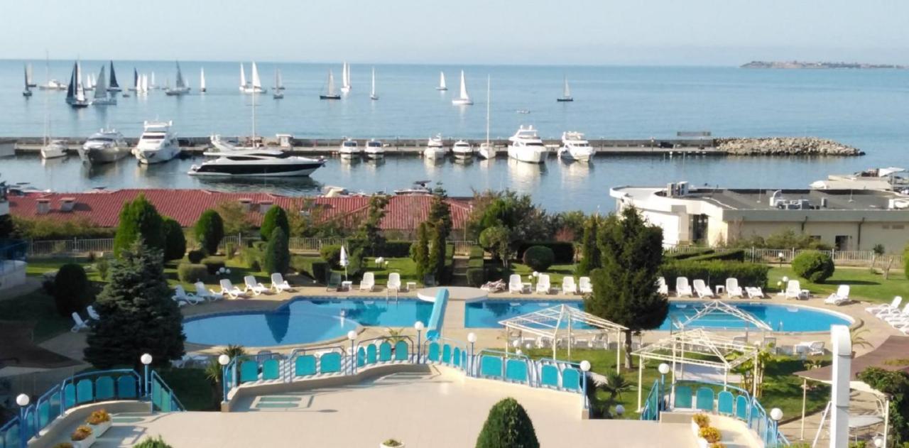 Готель Riviera Complex 6 Светий Влас Екстер'єр фото